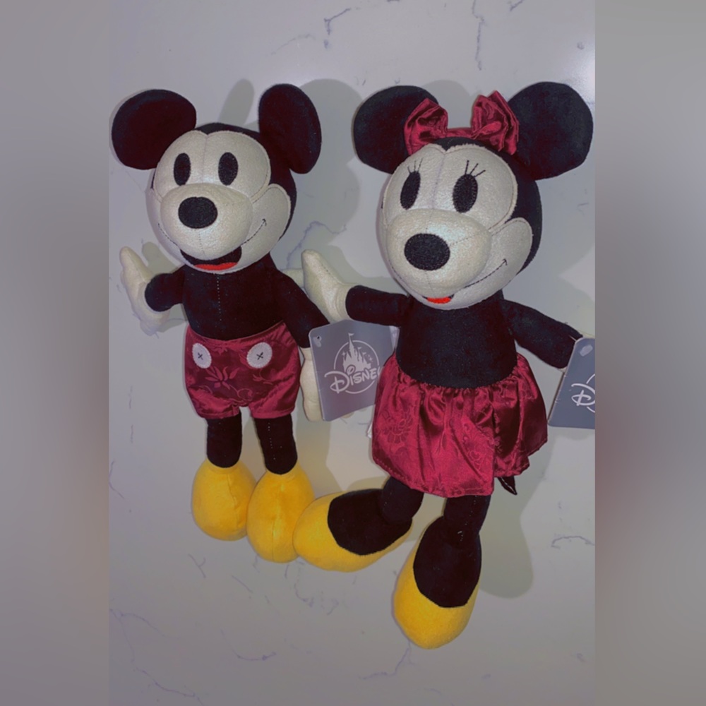Classic Disney Mickey and Minnie
